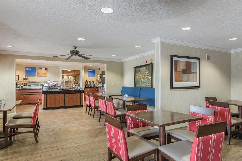 Comfort Inn Evansville East Экстерьер фото