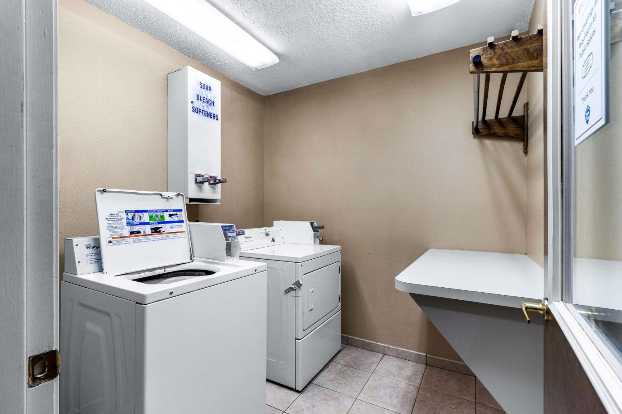 Comfort Inn Evansville East Экстерьер фото