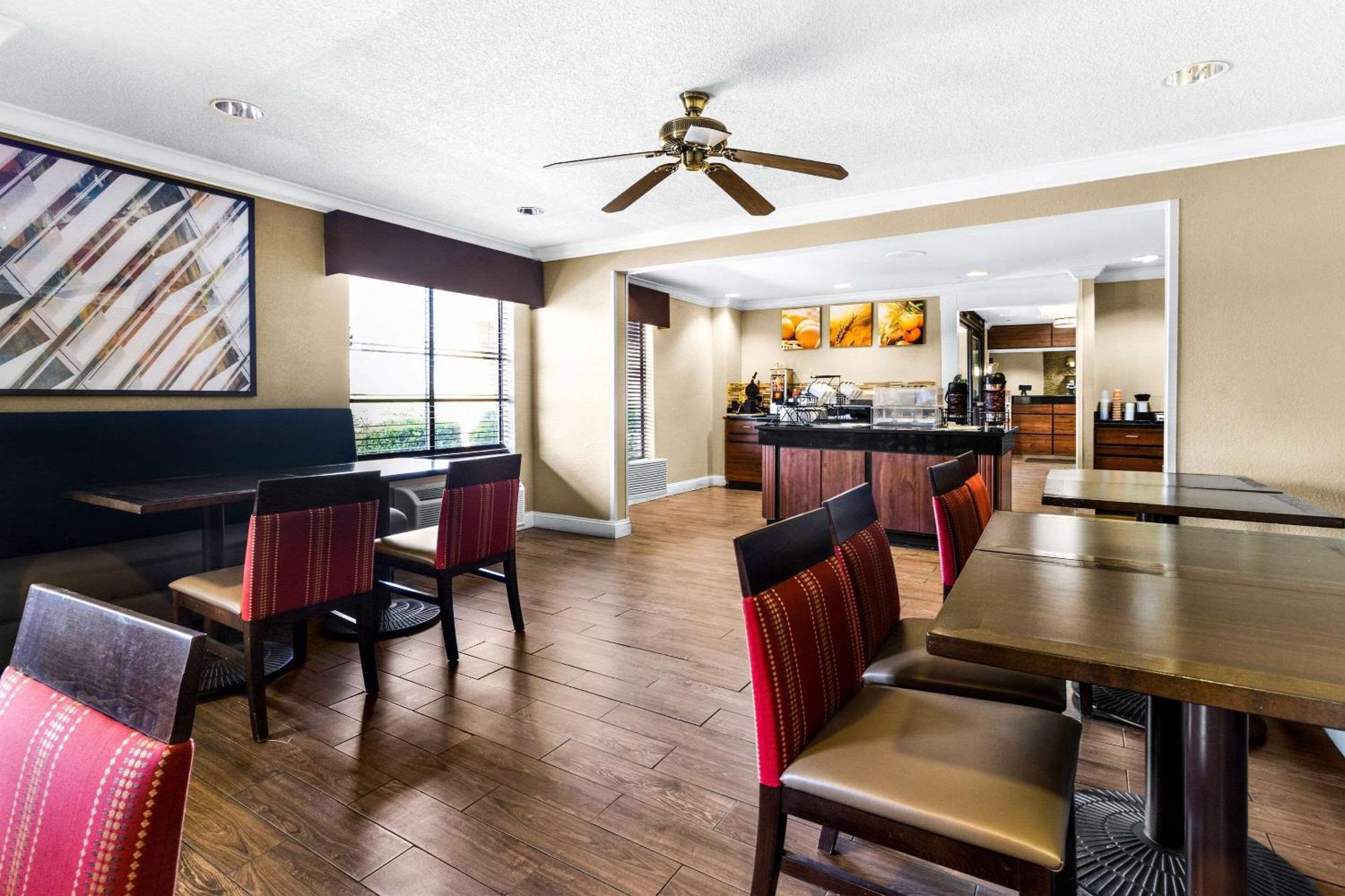 Comfort Inn Evansville East Экстерьер фото