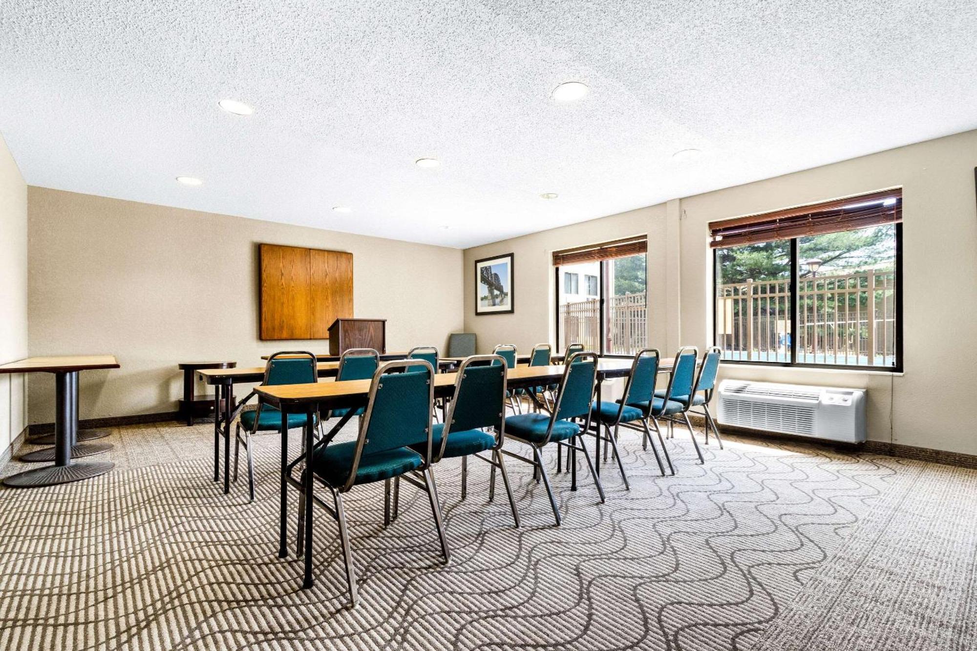 Comfort Inn Evansville East Экстерьер фото